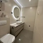 Plavi Val 3 شقة *