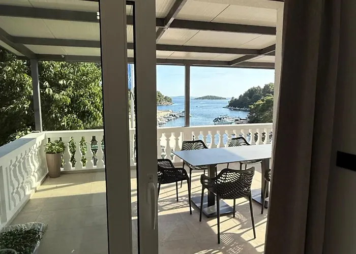 Apartamento Plavi Val 3 *